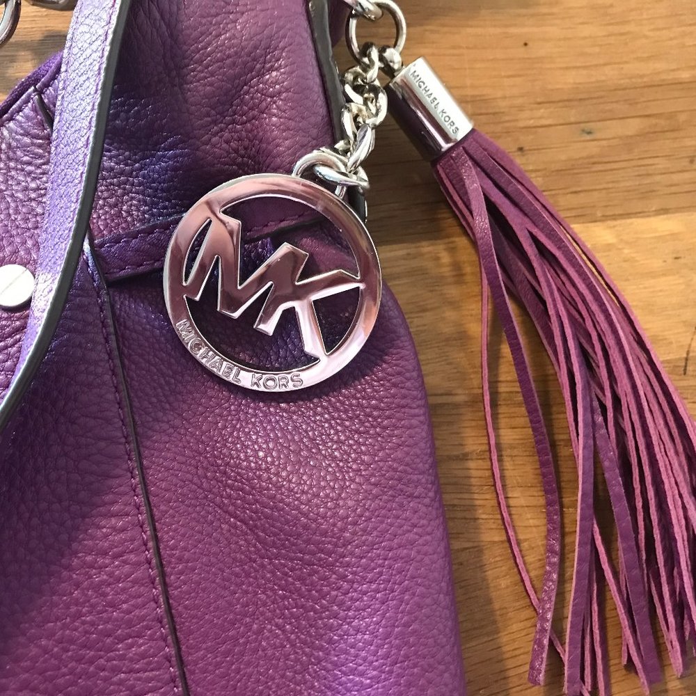 Michael Kors Purple Leather Shoulder Bag - Picture 2 of 7